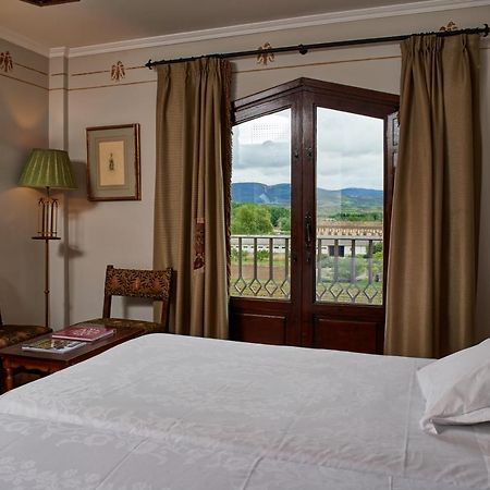 Parador De Олите Екстериор снимка