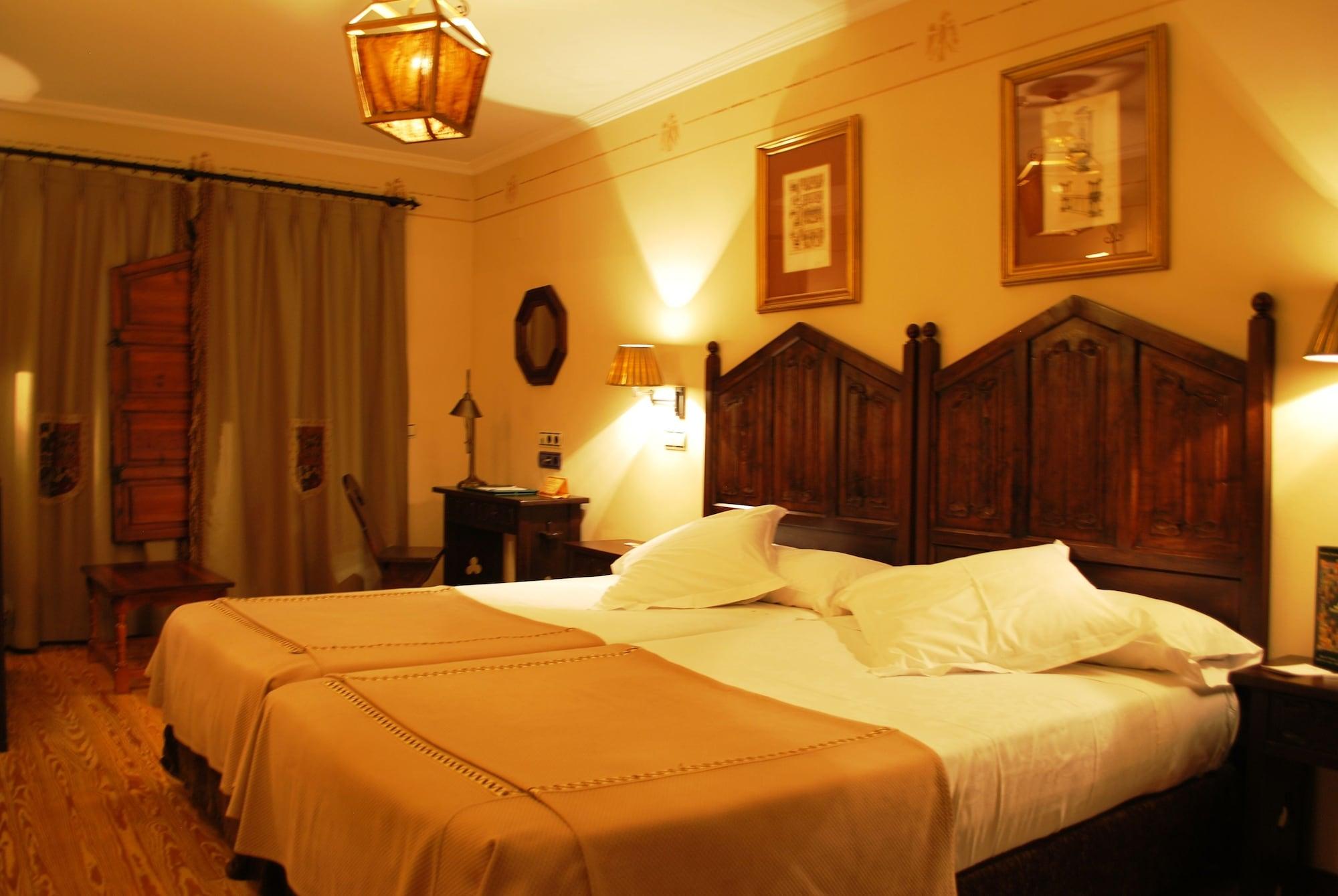 Parador De Олите Екстериор снимка