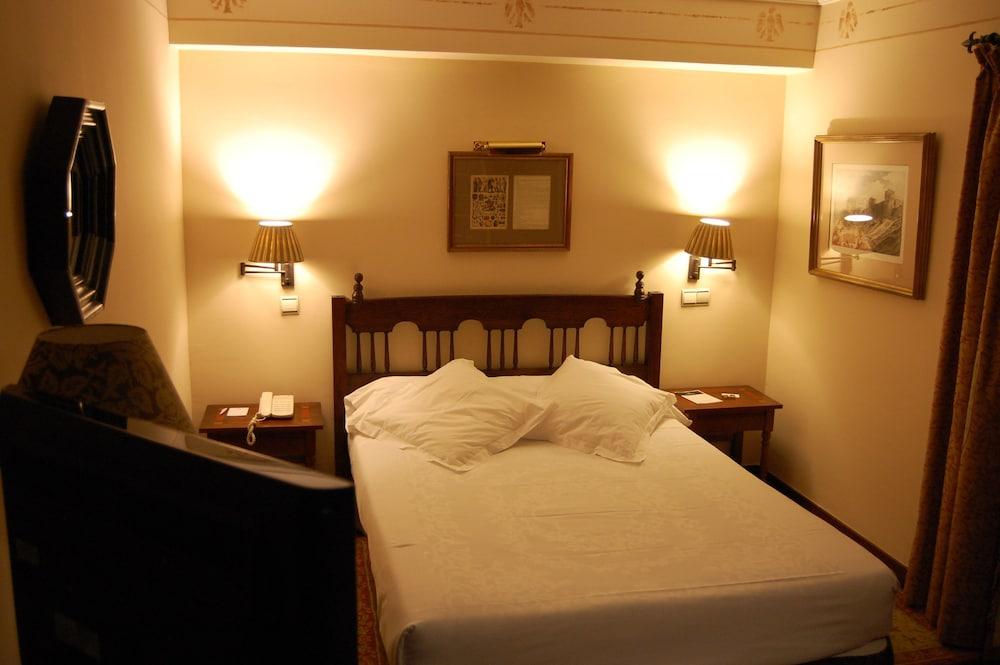 Parador De Олите Екстериор снимка