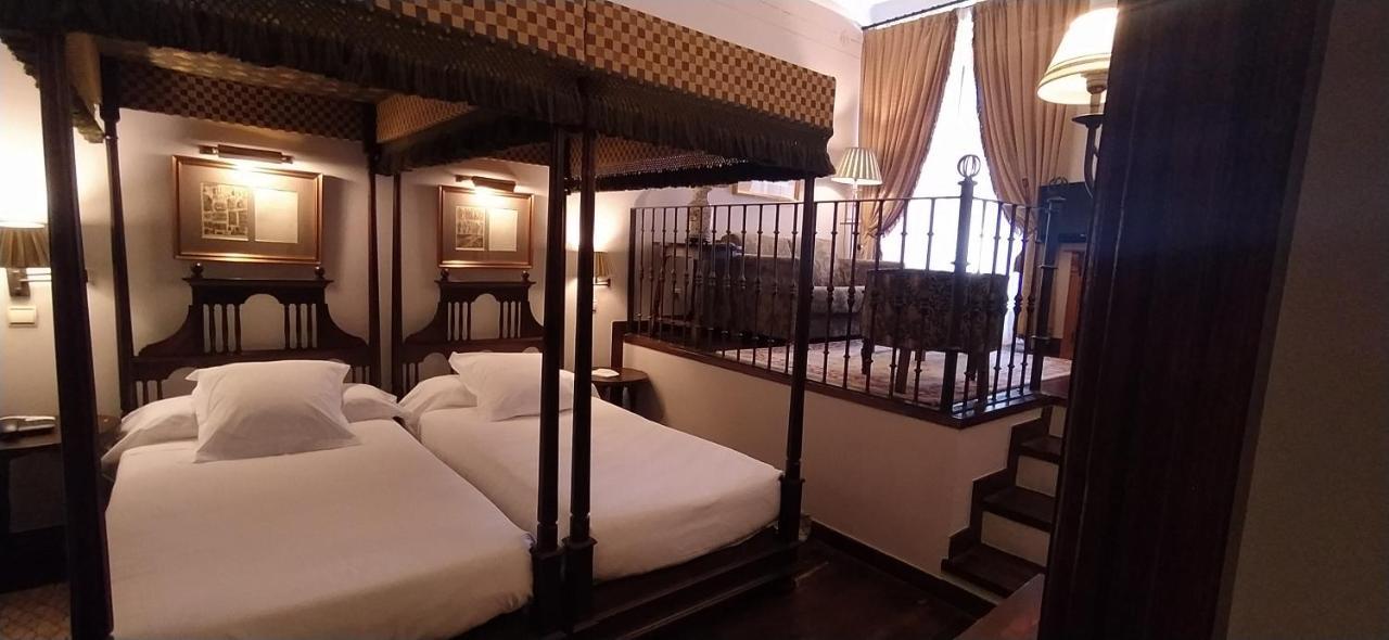 Parador De Олите Екстериор снимка