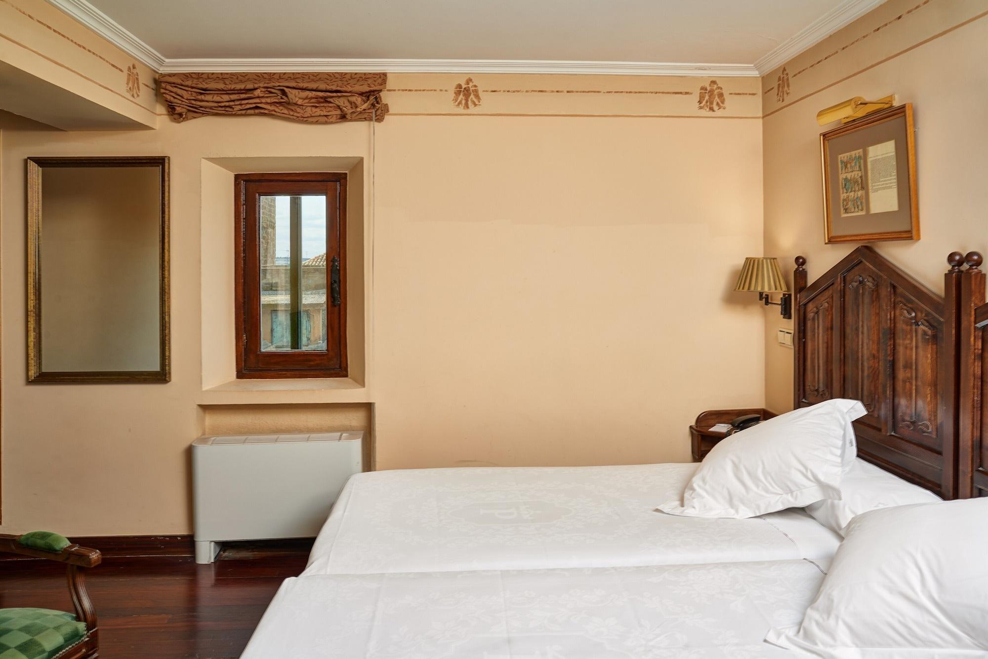 Parador De Олите Екстериор снимка