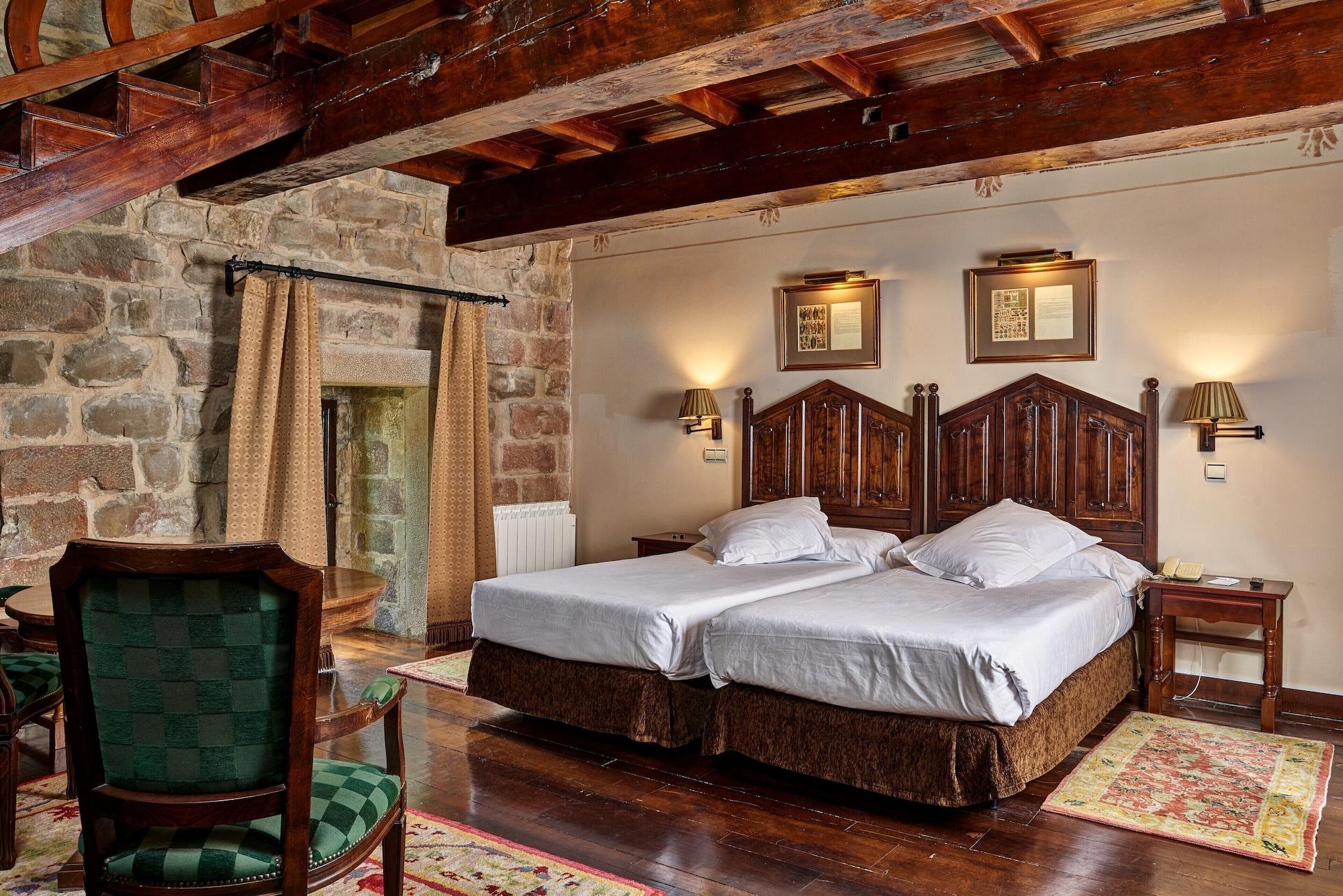 Parador De Олите Екстериор снимка