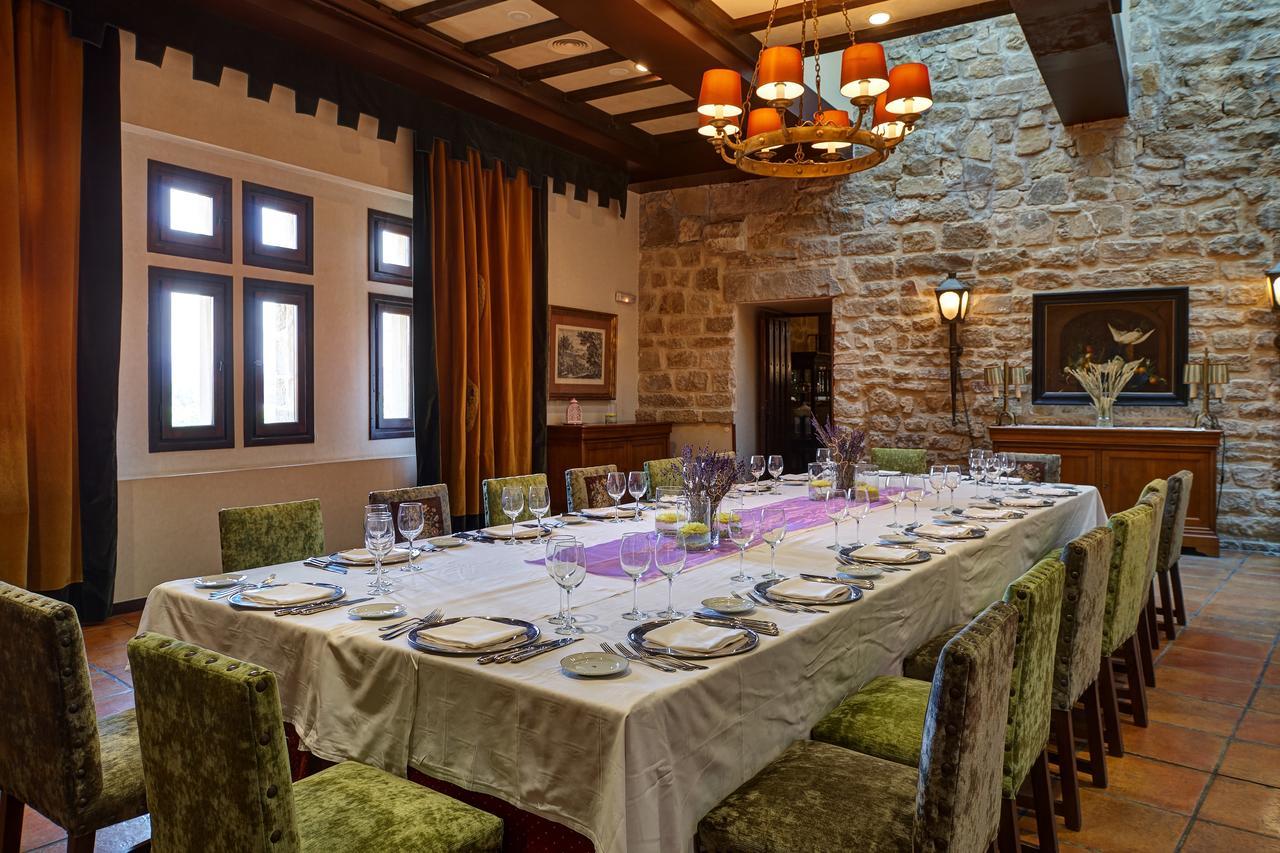 Parador De Олите Екстериор снимка